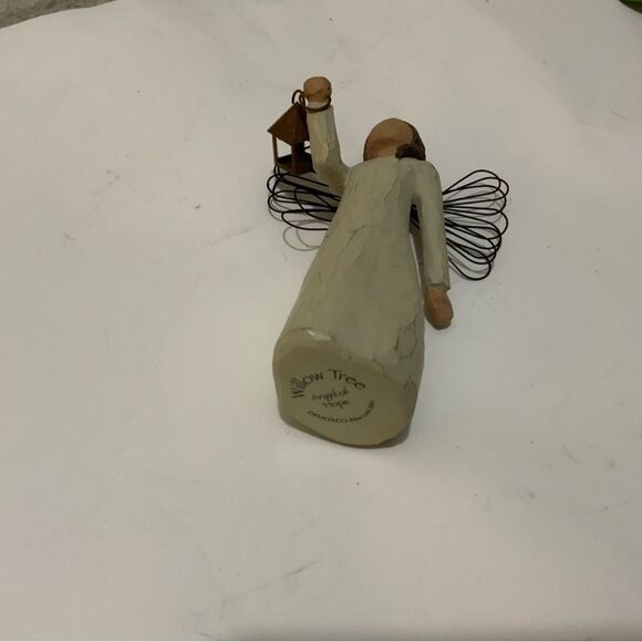 Willow Tree Angel of Hope figurine - Picture 3 of 4